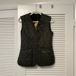 Barbour fleece betty liner in size US 4 in dark olive